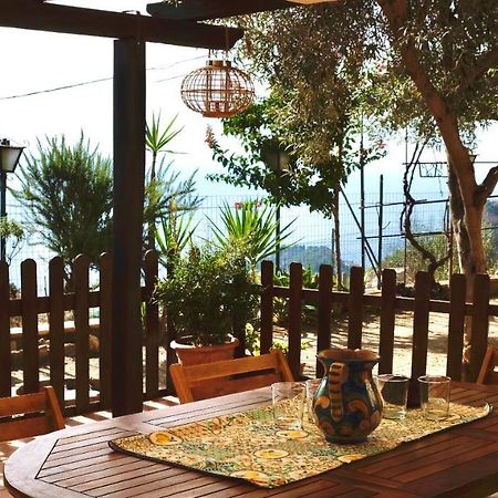 Casa Vacanze Marale คาสเตลโมลา ภายนอก รูปภาพ