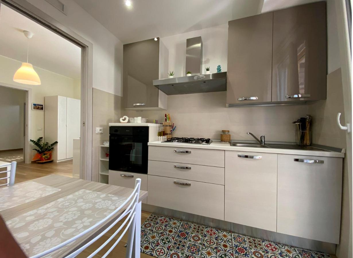 Casa Vacanze Marale คาสเตลโมลา ภายนอก รูปภาพ